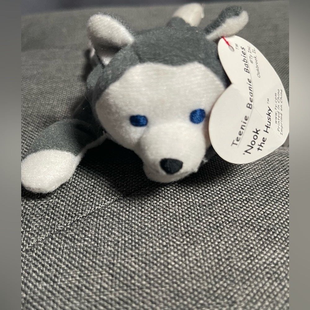 Ty Teenie Beanie Babies McDonald's Happy Meal Toy Nook The Husky Dog